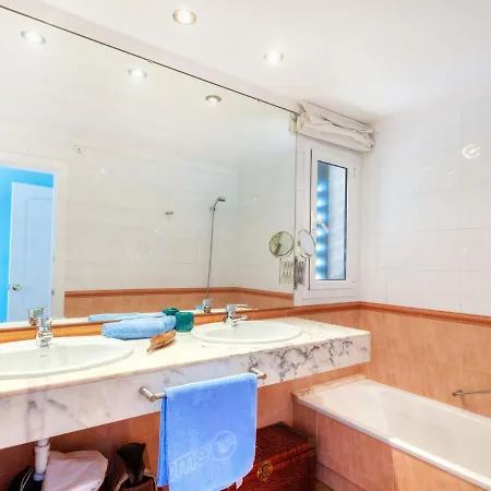 Port A I By Interhome